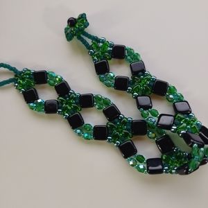 Handmade glass bead bracelet